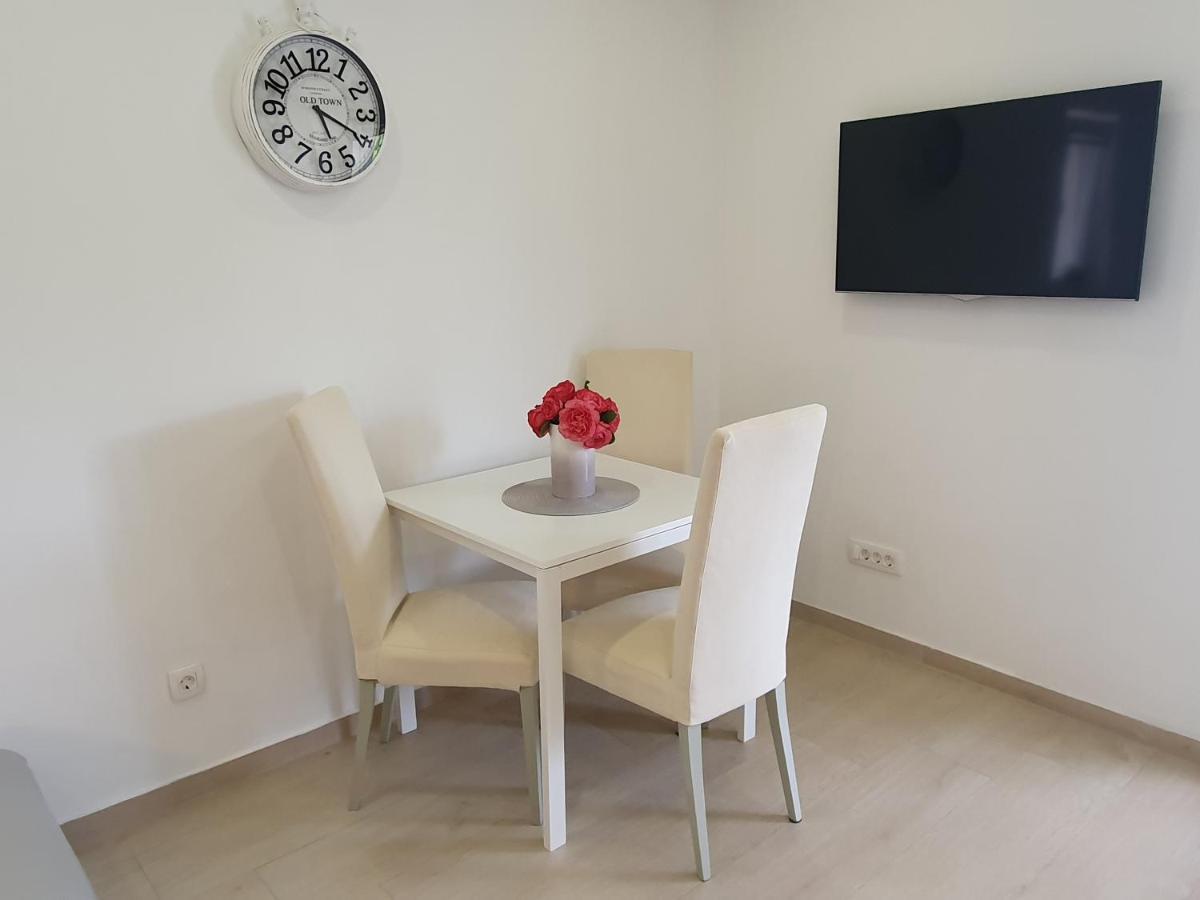 Apartmani Melanie Poreč Zewnętrze zdjęcie